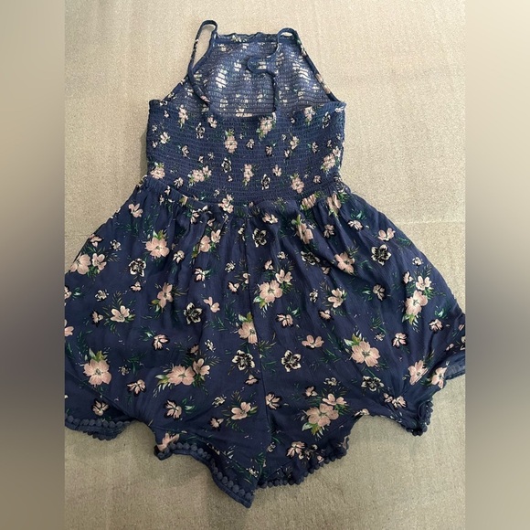 [S] American Eagle High Neck  Floral Smocked Romper Blue Peasant - Picture 4 of 10